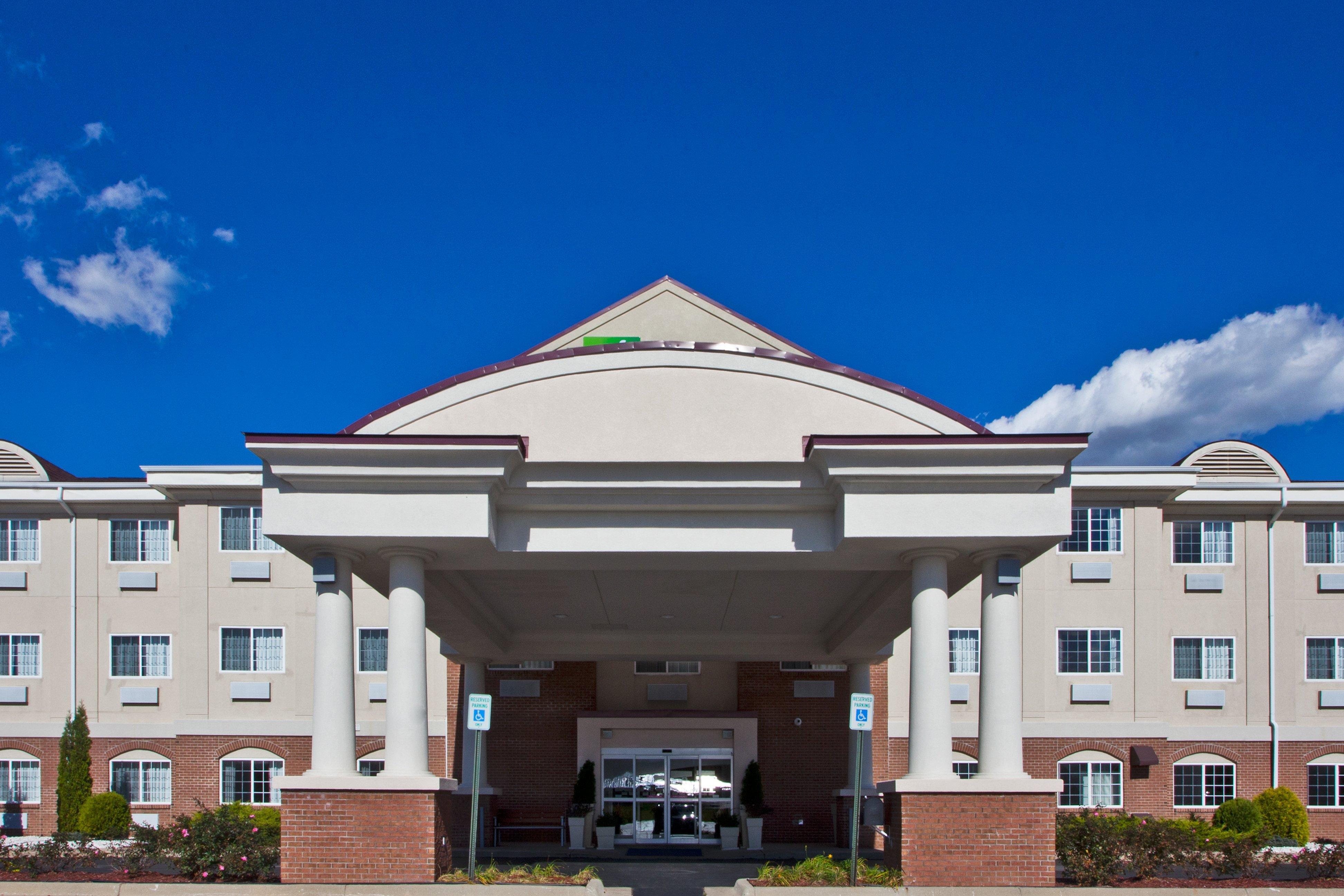 Holiday Inn Express Hotel & Suites Charlotte By Ihg Exterior photo