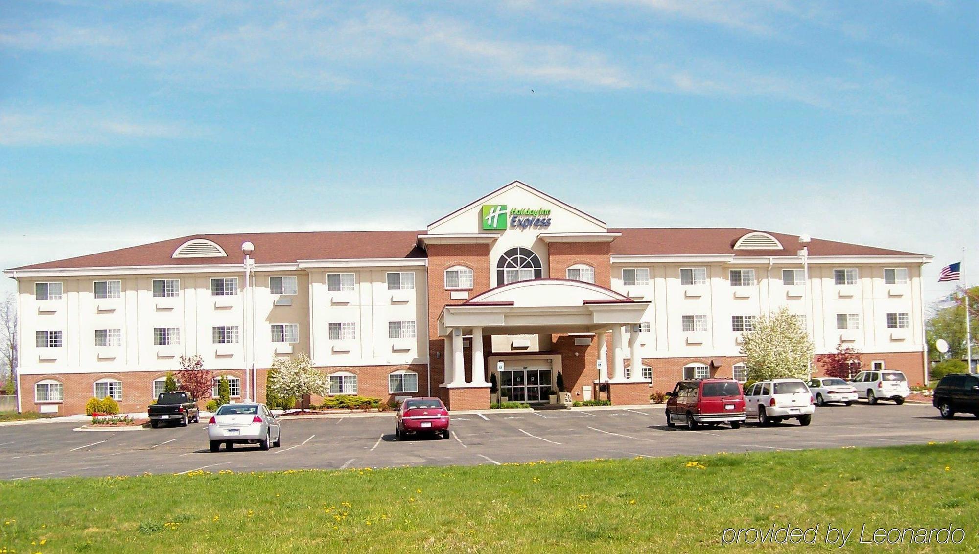 Holiday Inn Express Hotel & Suites Charlotte By Ihg Exterior photo