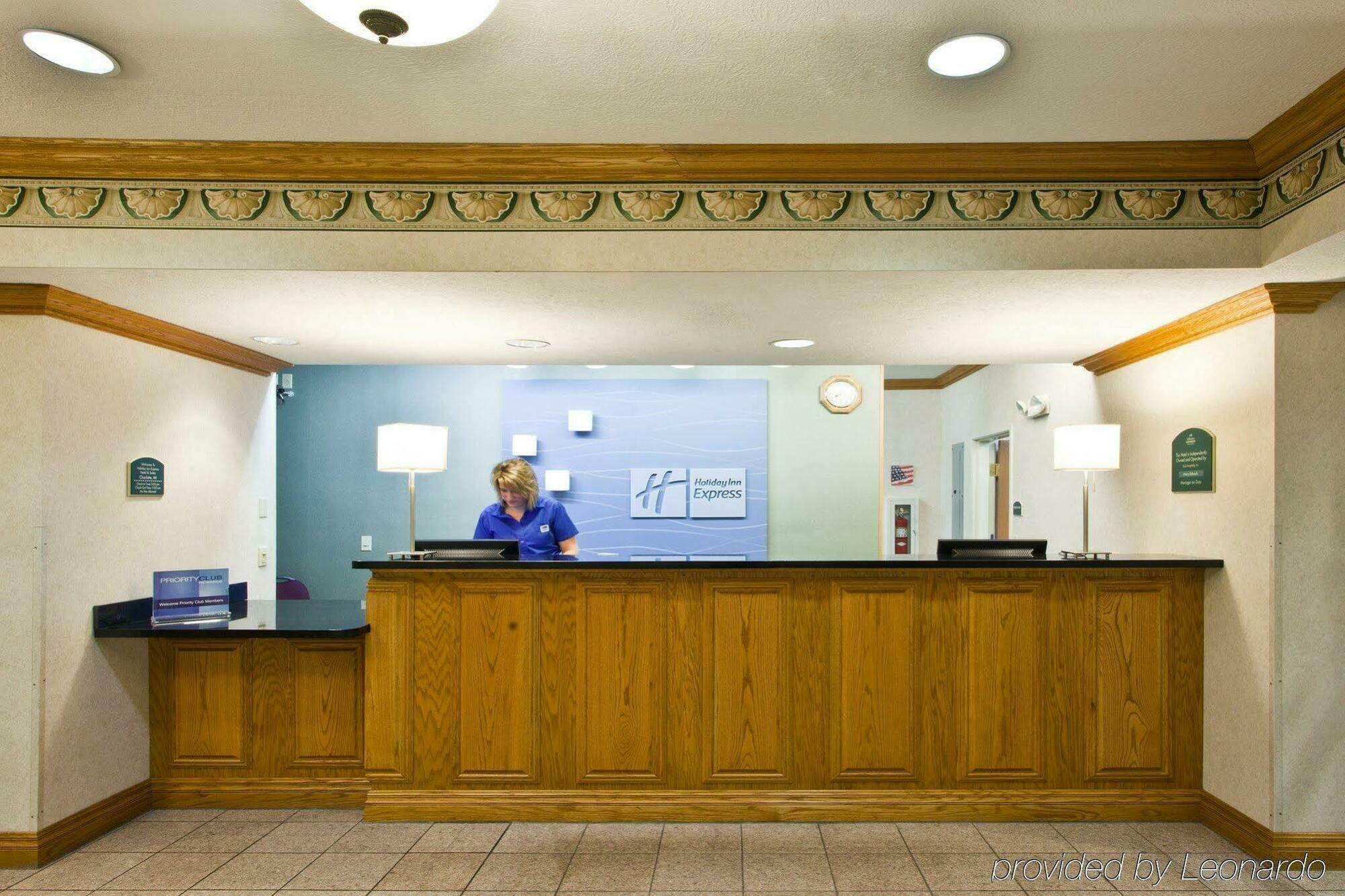 Holiday Inn Express Hotel & Suites Charlotte By Ihg Exterior photo